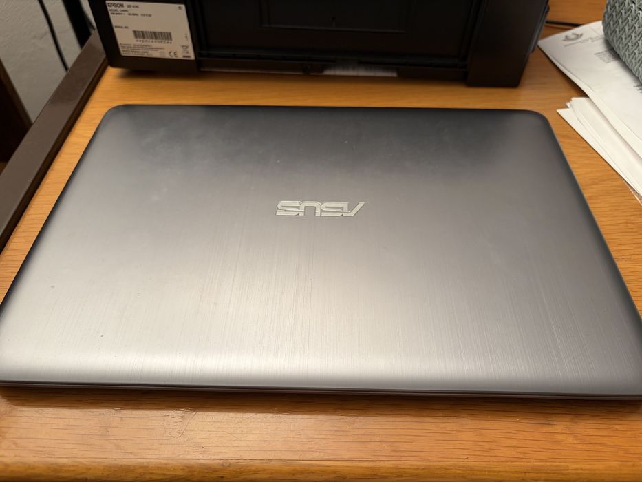 Portatil ASUS E403S