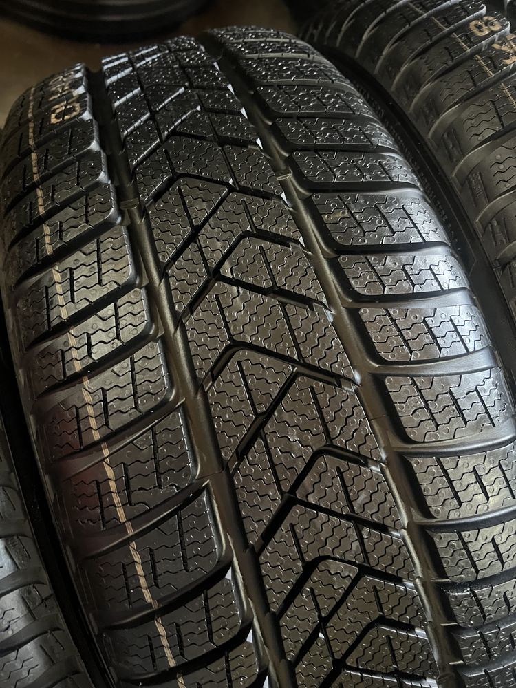 255/40/19+245/40/19 R19 Pirelli Sottozero 3 RSC 4шт нові зима