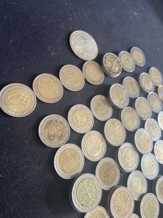 Coleção de moedas 2 Euros ( coração de Viana ) 68 moedas