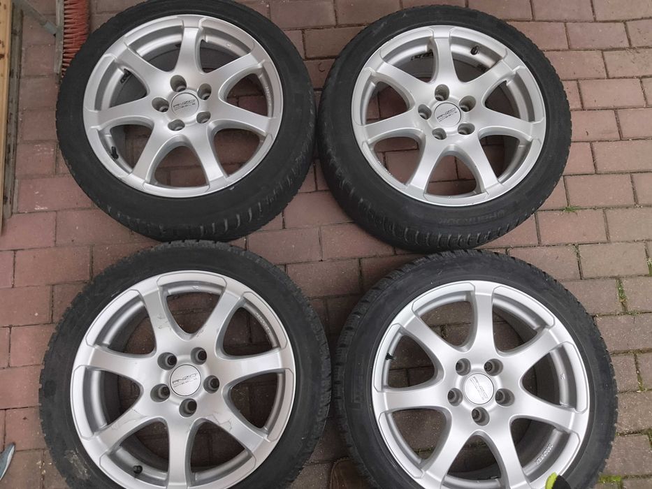 4 koła z oponami zimowymi do Hondy Civic VIII