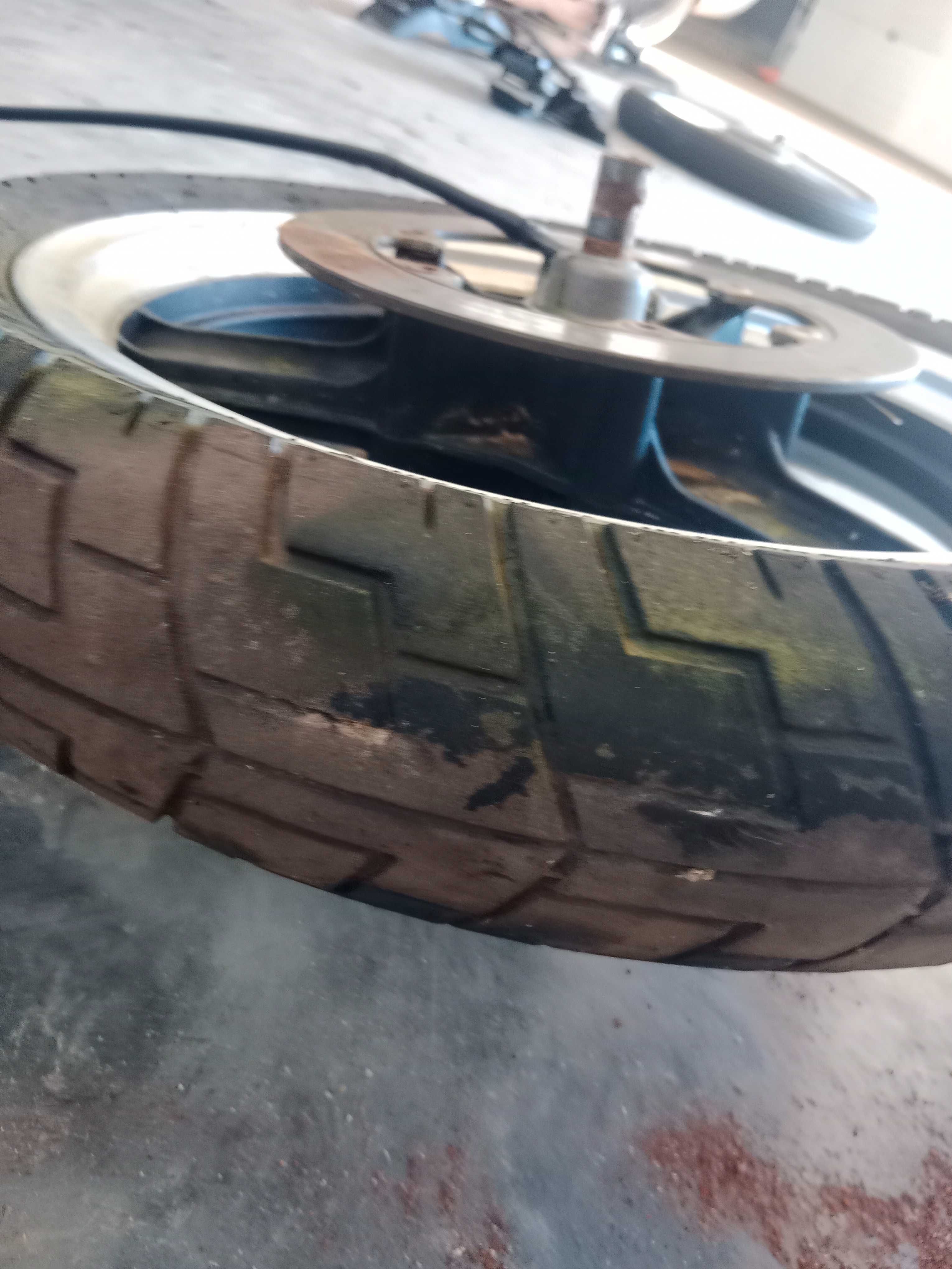 honda vf500f vf 500 f felga przód koło przednie tarcze hamulcowe ośka
