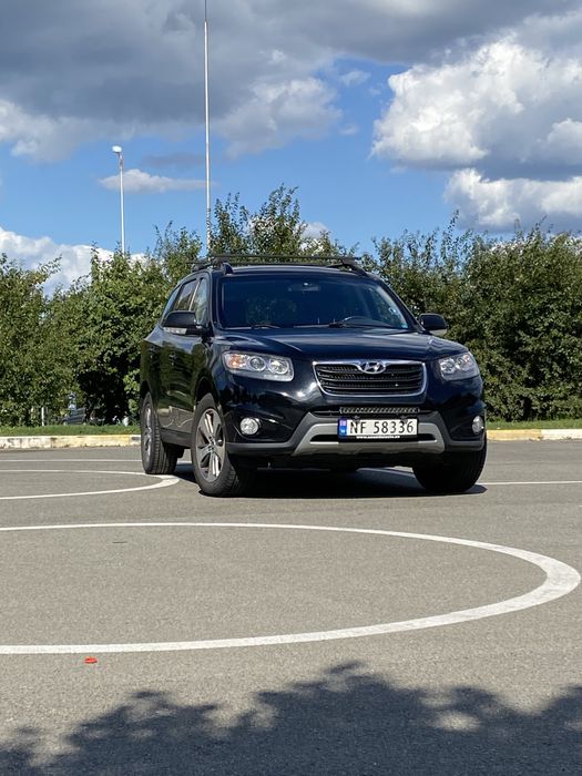 Продам Hyndai fanta fe Рестайлінг 2012 2,0d 4x4 110kw