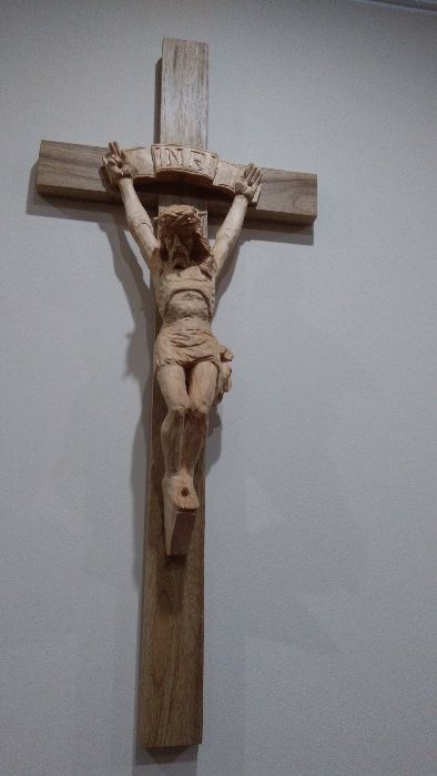 Krzyż z pasyjką Chrystusa