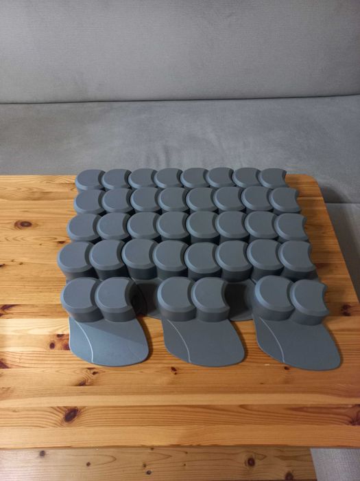 Palisada szara, obrzeże Prosperplast, najazd, dł. ok. 2,45 m