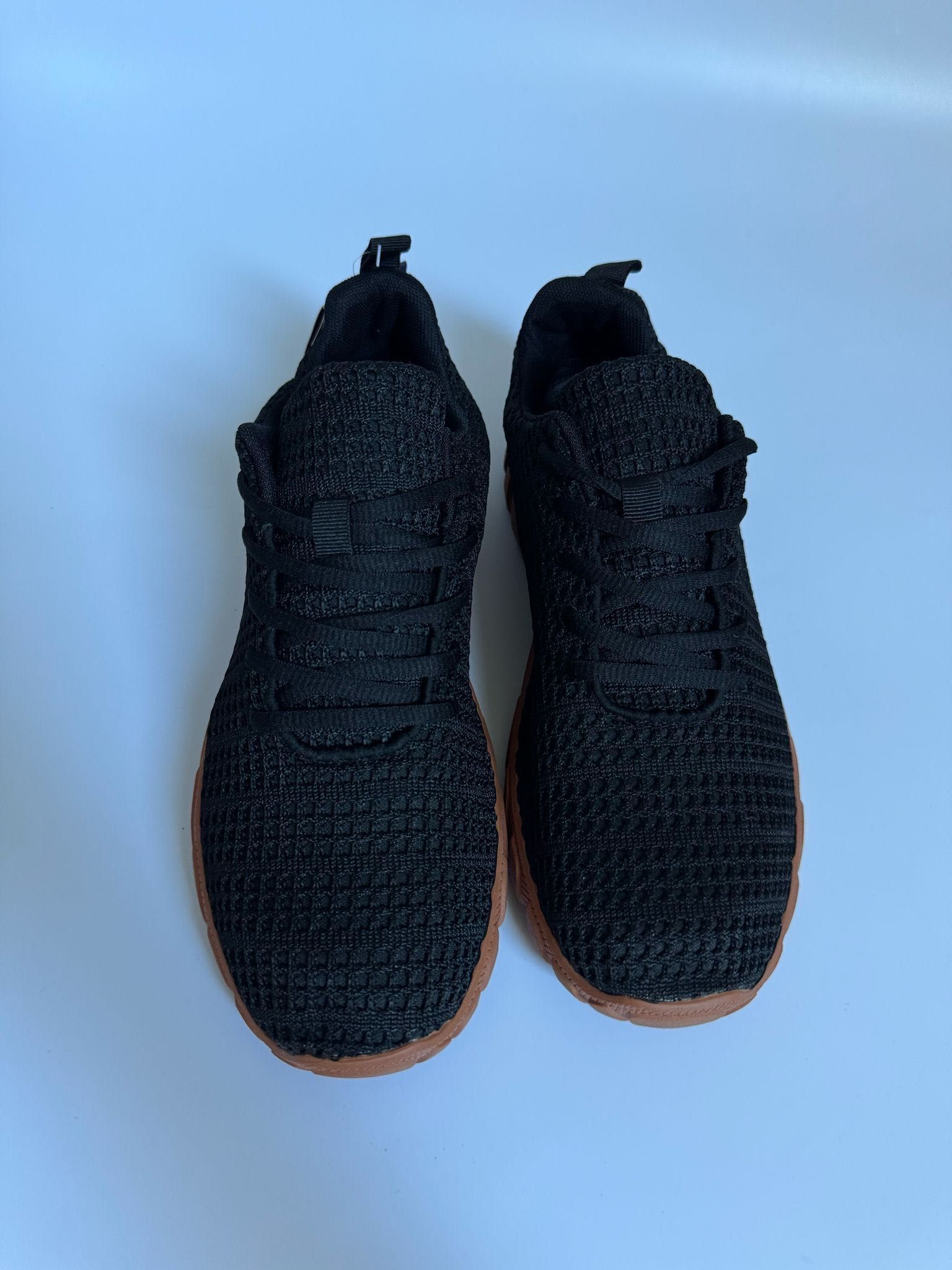 Nowe buty sportowe elastyczne czarne 41