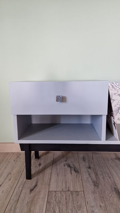 Тумба для платівок