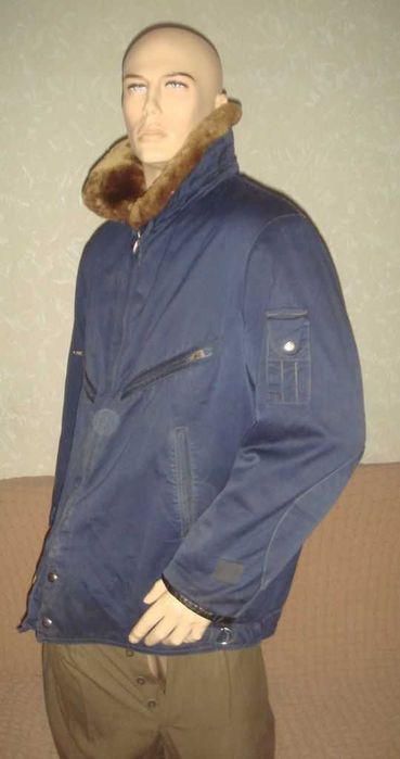 Авиационная зимняя куртка летчика
ВВС СССР