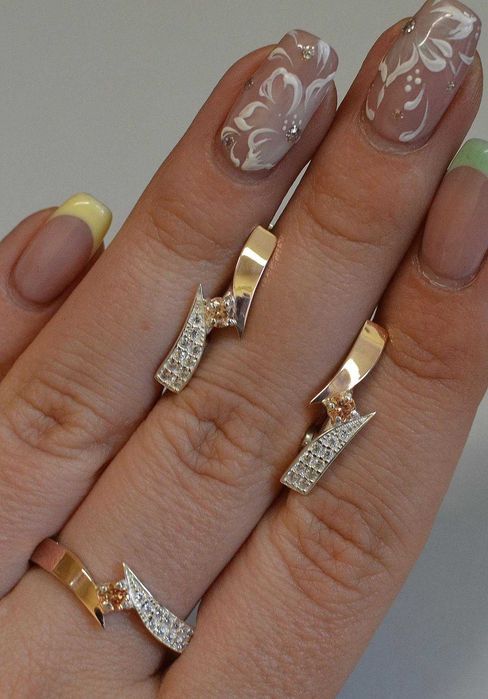 Серебряное украшение. Серьги ,Кольцо  .Подарок из серебра и золота