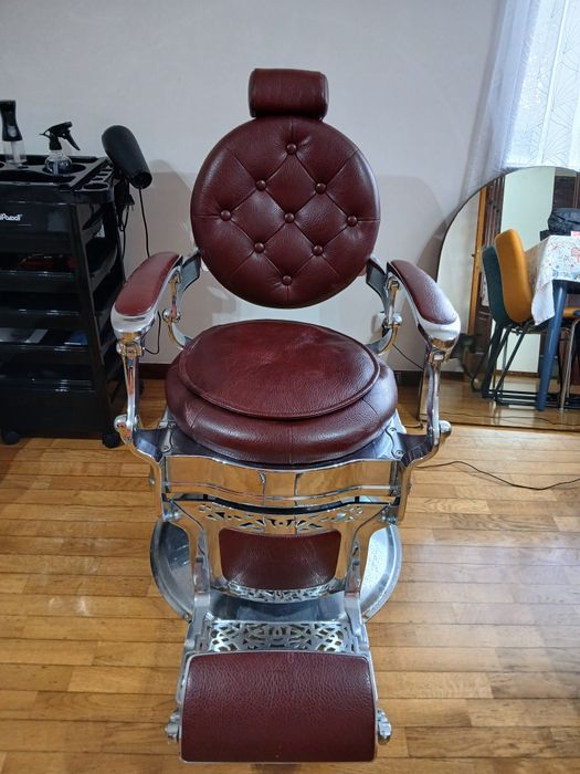 Cadeira de barbeiro retro