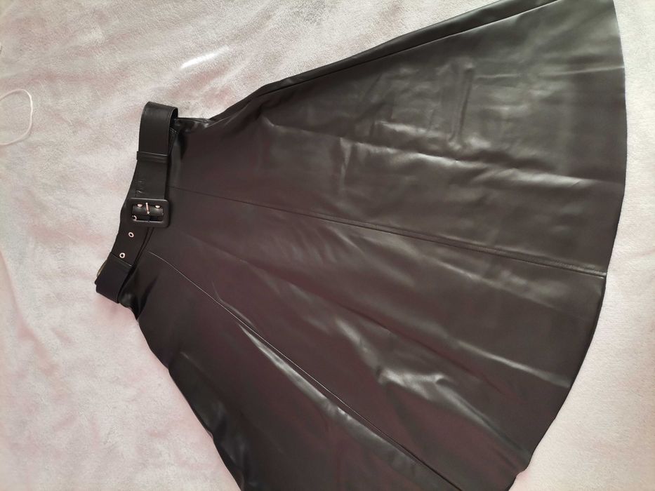 Спідниця шкіряна