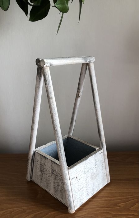 Dekoracja ogrodowa/Osłonka kwiatowa