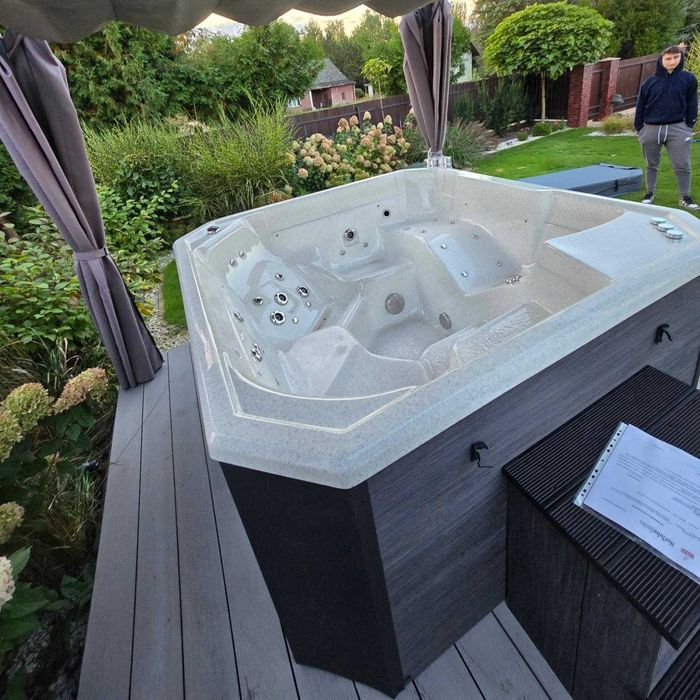 Jacuzzi ogrodowe balia wanna spa