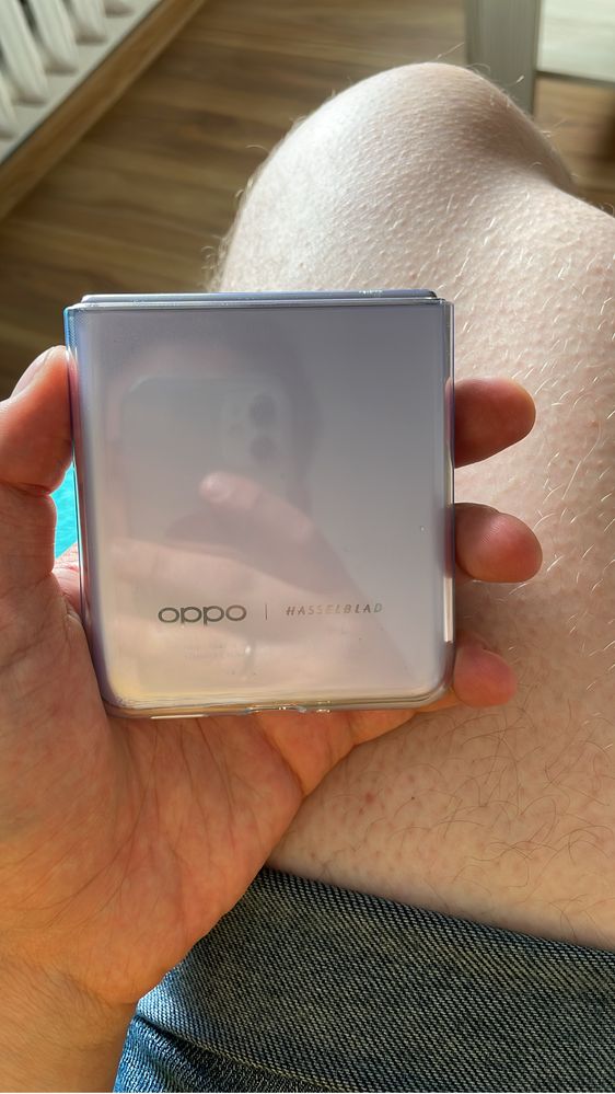 Sprzedam Oppo Find N2 Flip w super stanie!