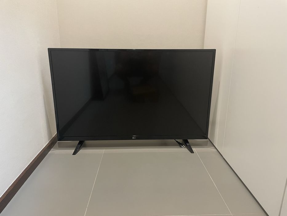 TV LG 43 avariada
