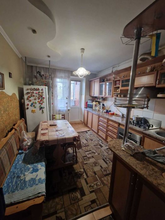 Підселення ДЛЯ ДІВЧИНИ(проживання з власниками)