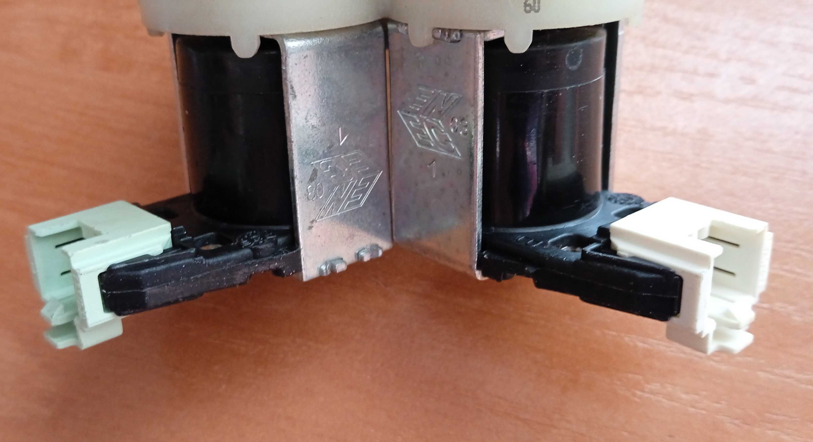 Впускной клапан подачи воды для стиральной машины Whirlpool AWE 7515/1