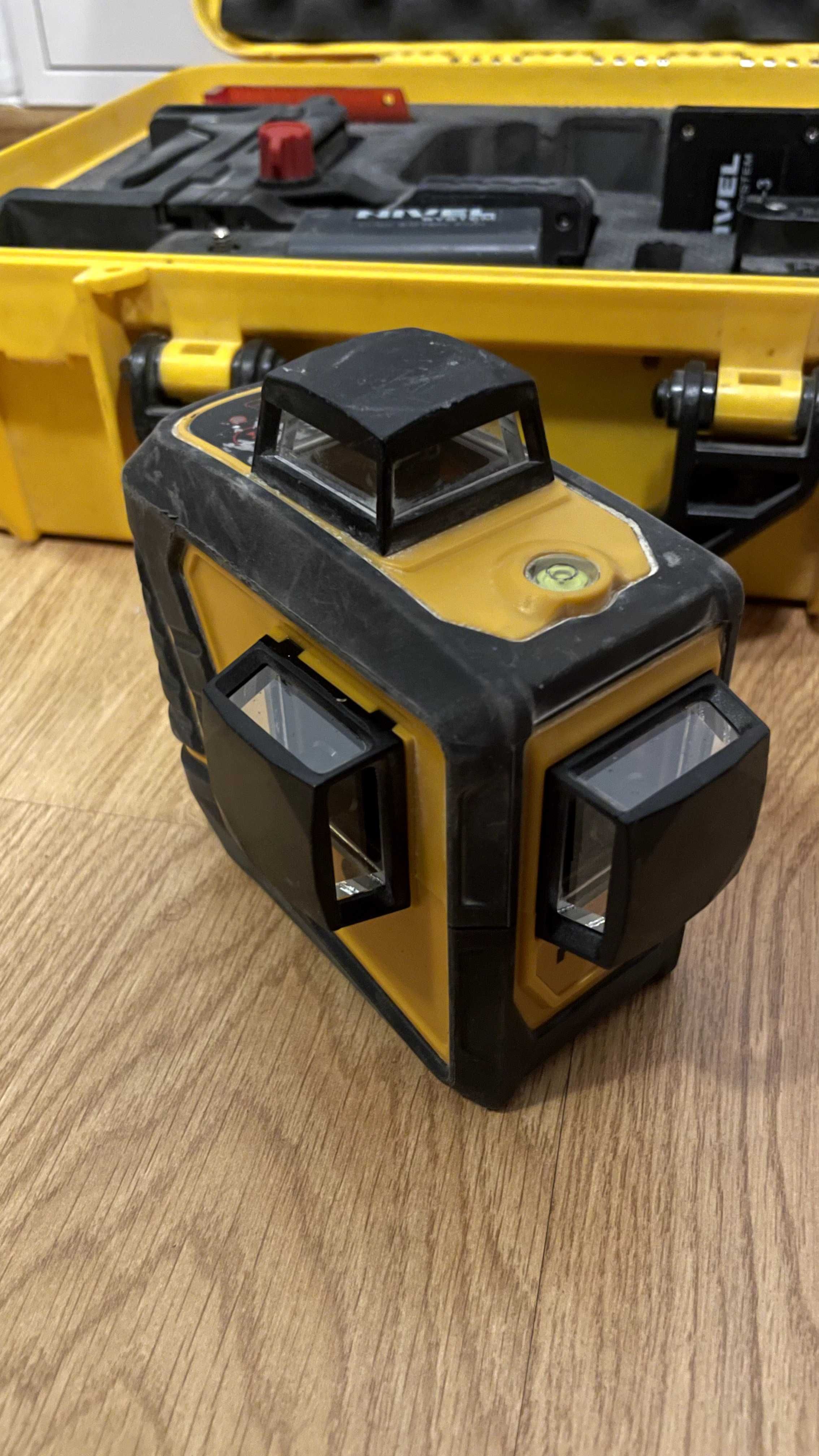 Nivel System CL3D (laser z czerwoną wiązką)
