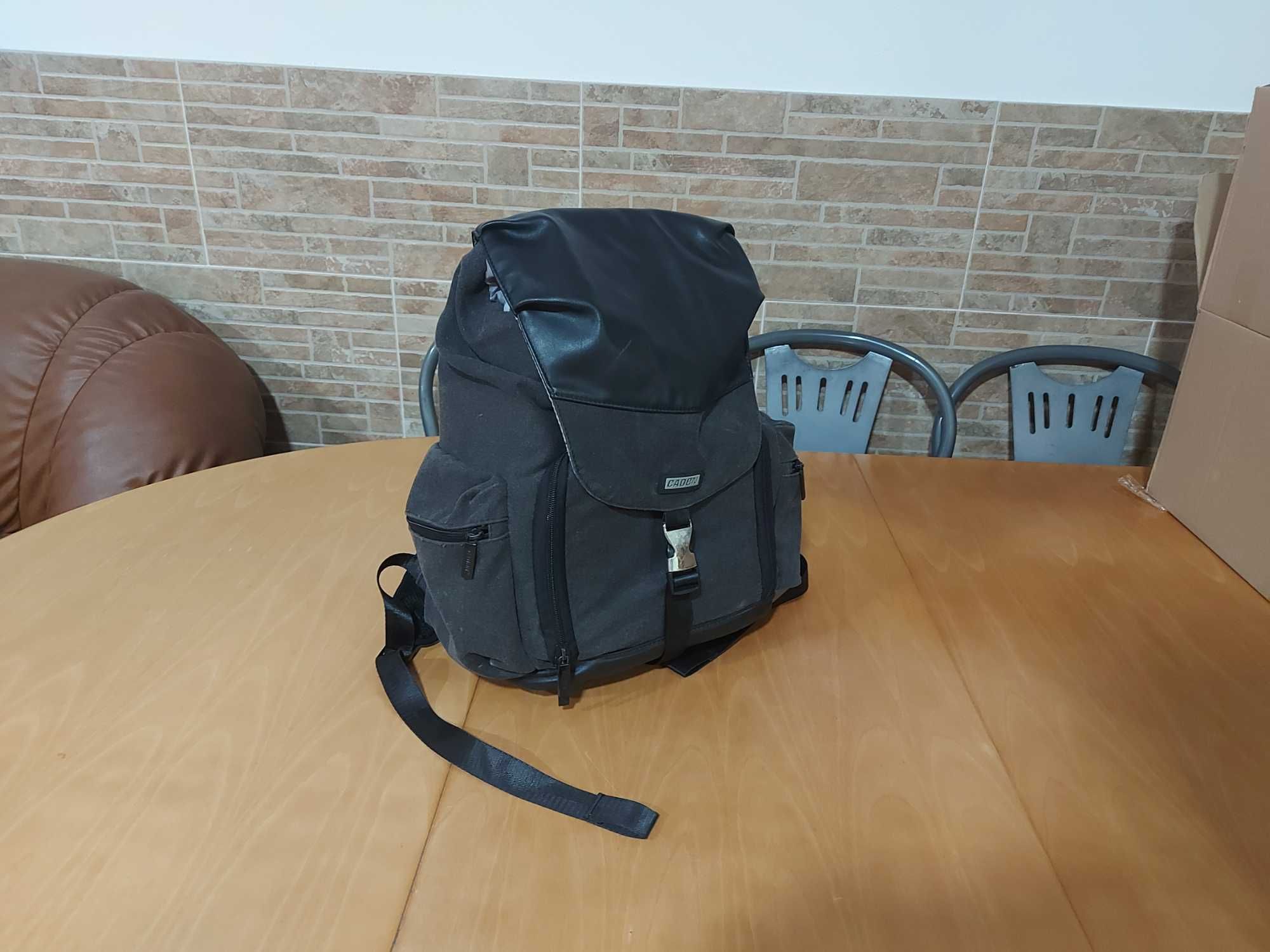 Mochila Fotográfica CADeN M8