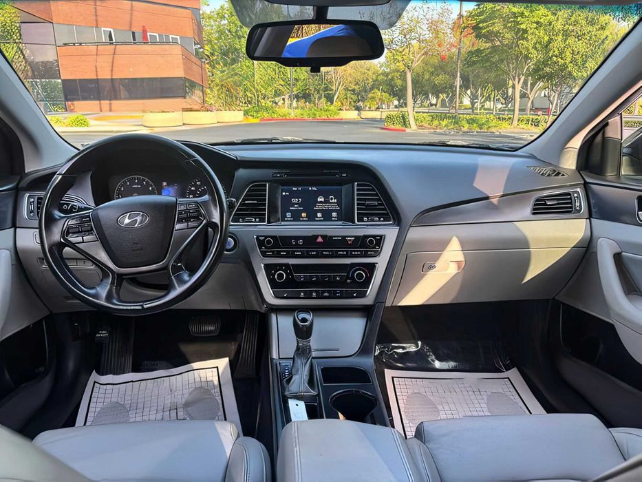 Hyundai Sonata      2017