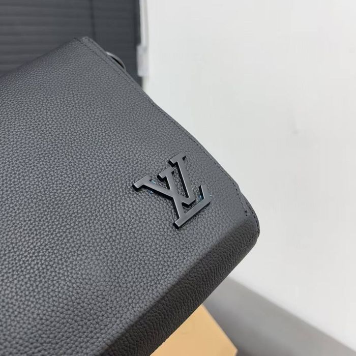 Мужская сумка  Мессенджер Louis Vuitton Takeoff чооовіча сумка луі