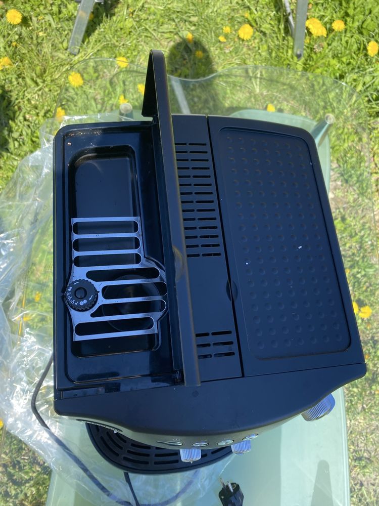 Ekspres do kawy firmy delonghi