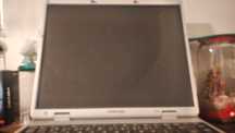 Vendo computador portátil Samsung para peças avariado!!! 5€!!!