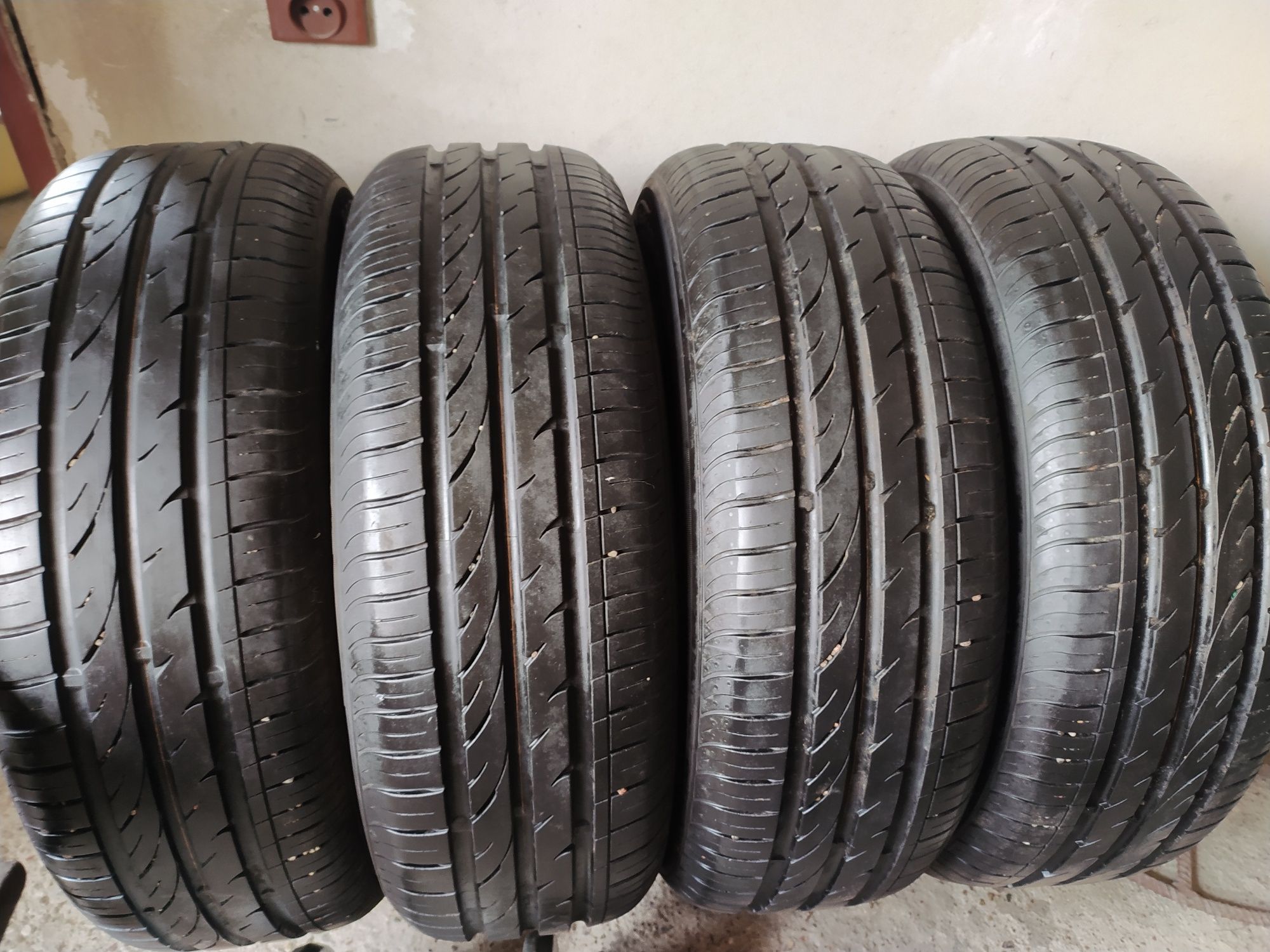 Opony letnie Nexen 185/60 R15 Super stan