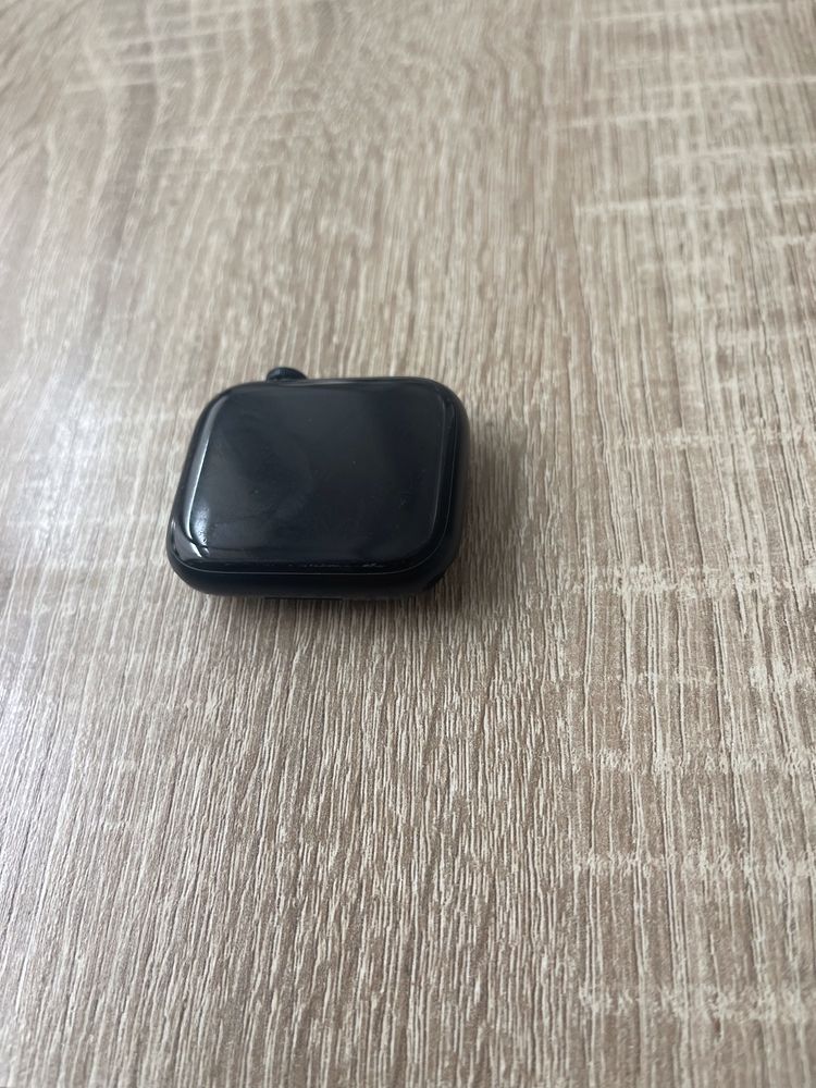 Apple Watch 8 gwarancja, 45mm zestaw