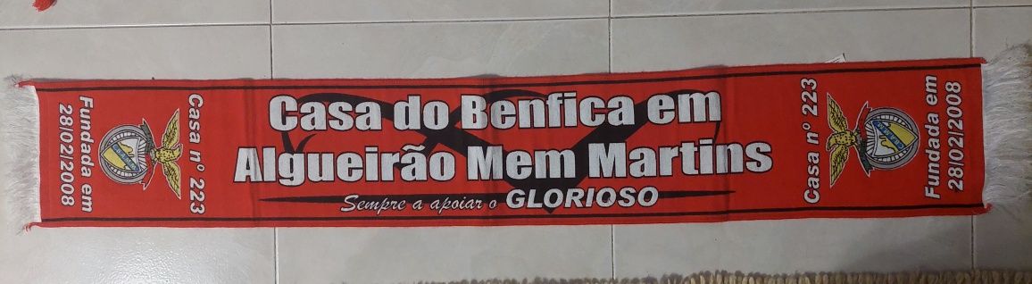 Cachecol casa do Benfica Mem Martins