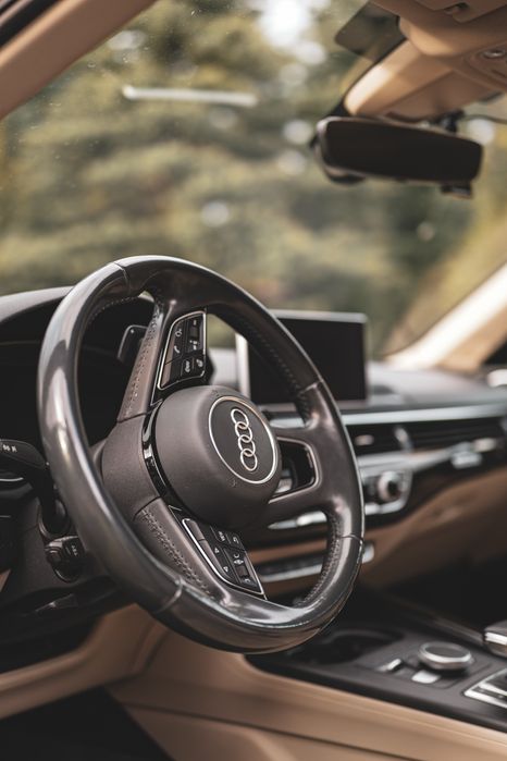 Audi a4 b9 Rezerwacja