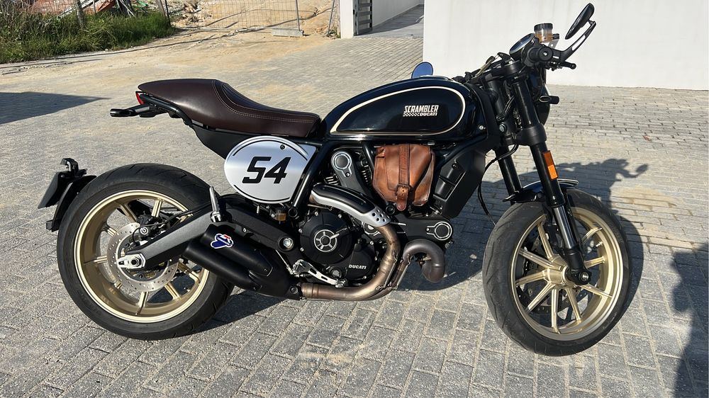 Ducati Scrambler Cafe Racer