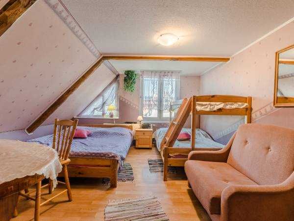 Całoroczne pokoje i apartamenty Janikowo w Stegnie