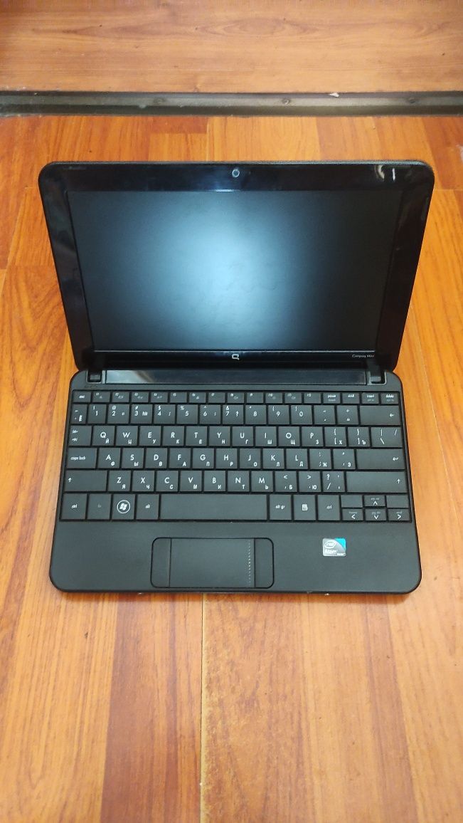 Продам ноутбук Compag Mini 110