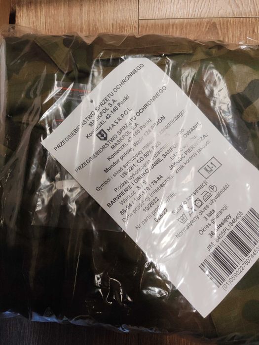 Mundur mon wzór 124 nowy, rozmiar s /s