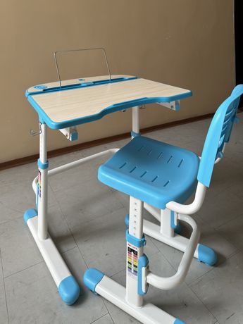 biurko dziecięce z krzesłem - REGULOWANE