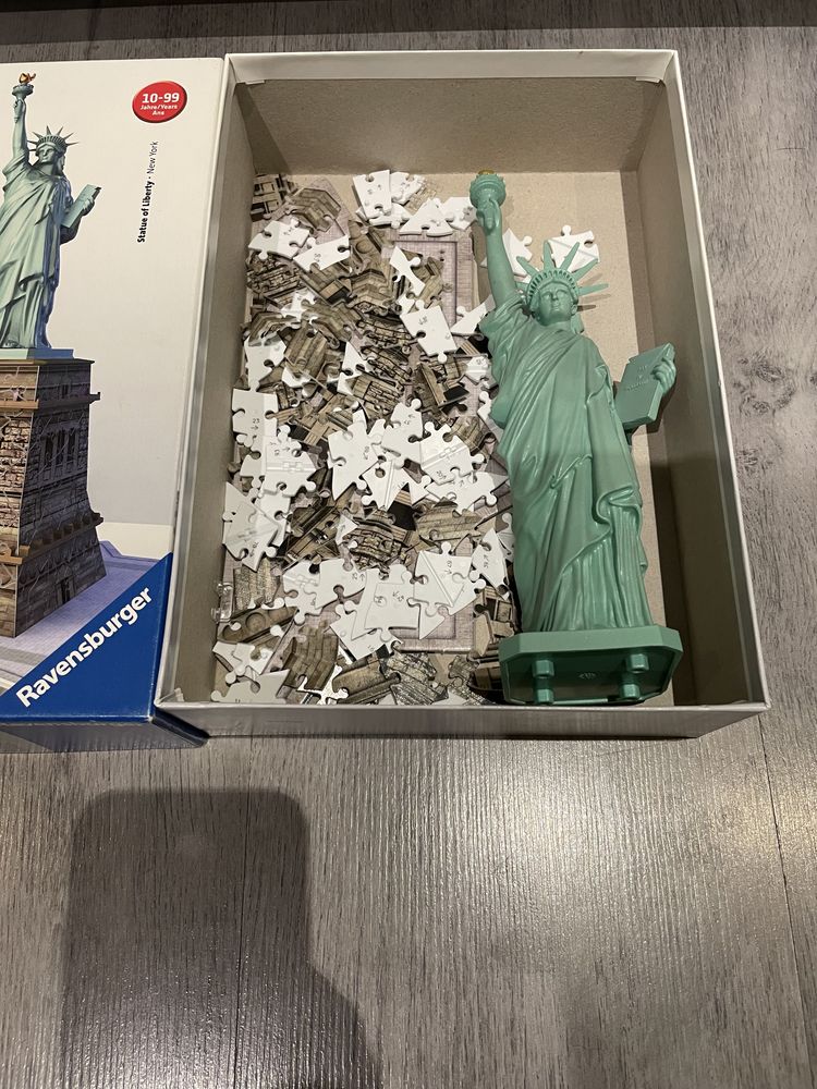 Puzzle 3 D Statua wolności .