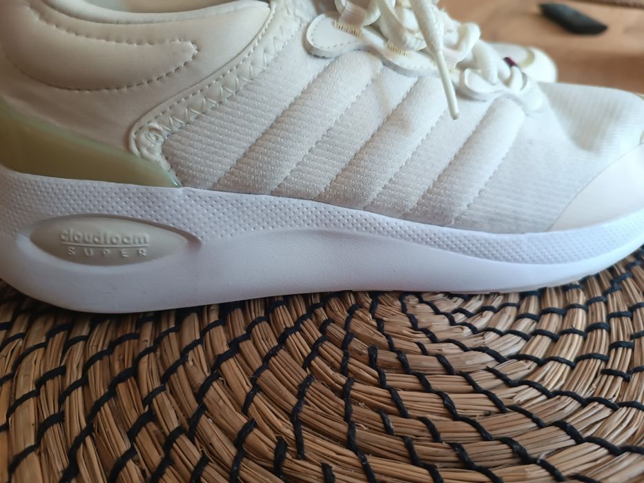 Adidas damskie stan idealny 40.5
