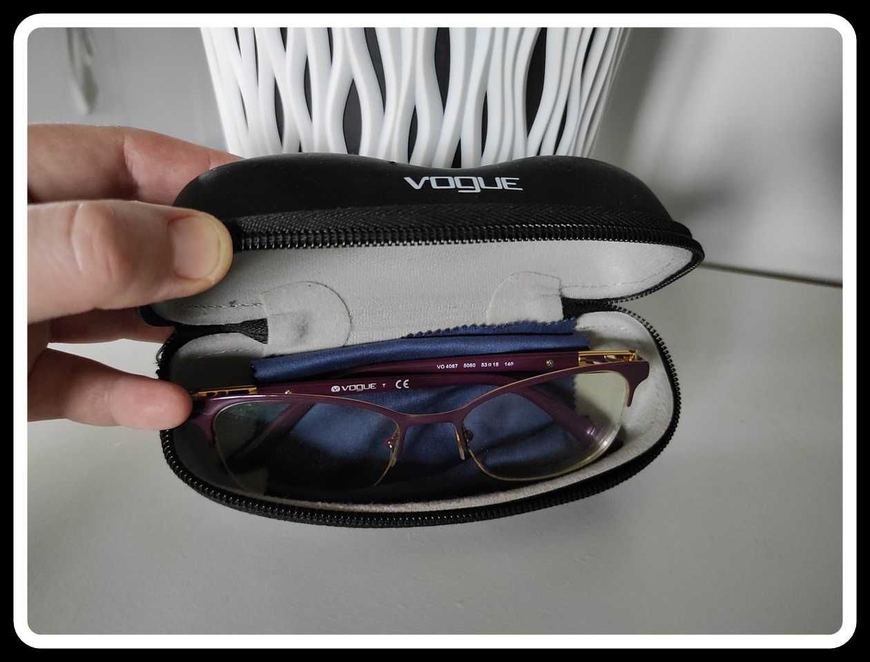 Vogue oprawki używane damskie (okulary korekcyjne) + etui