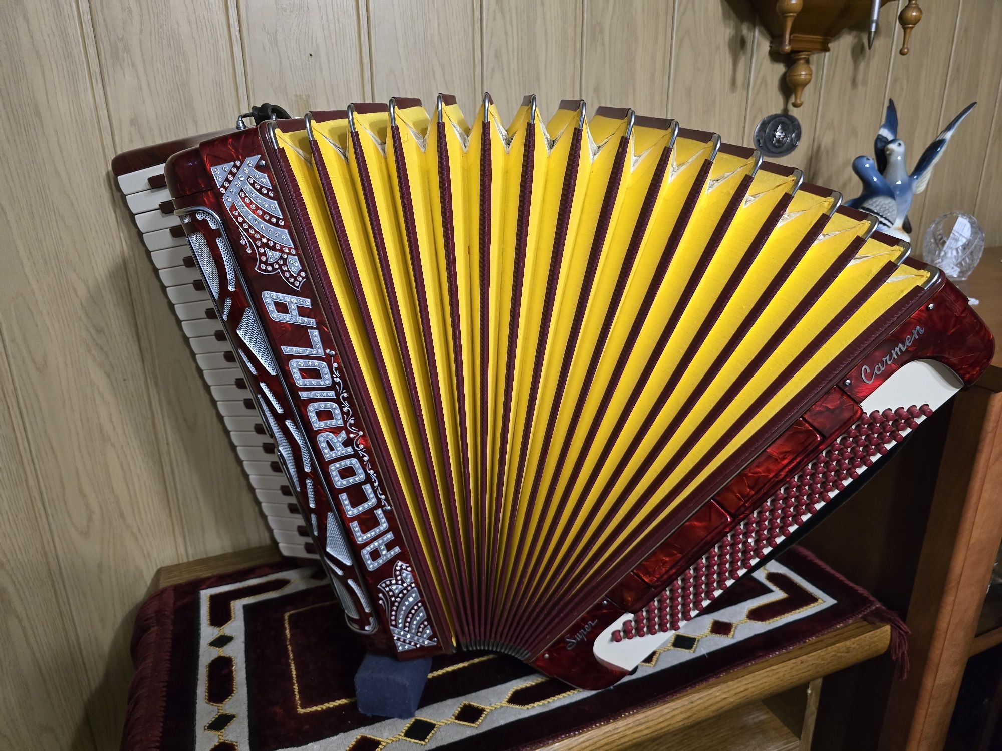 Akordeon Accordiola 120bas cztery chóry