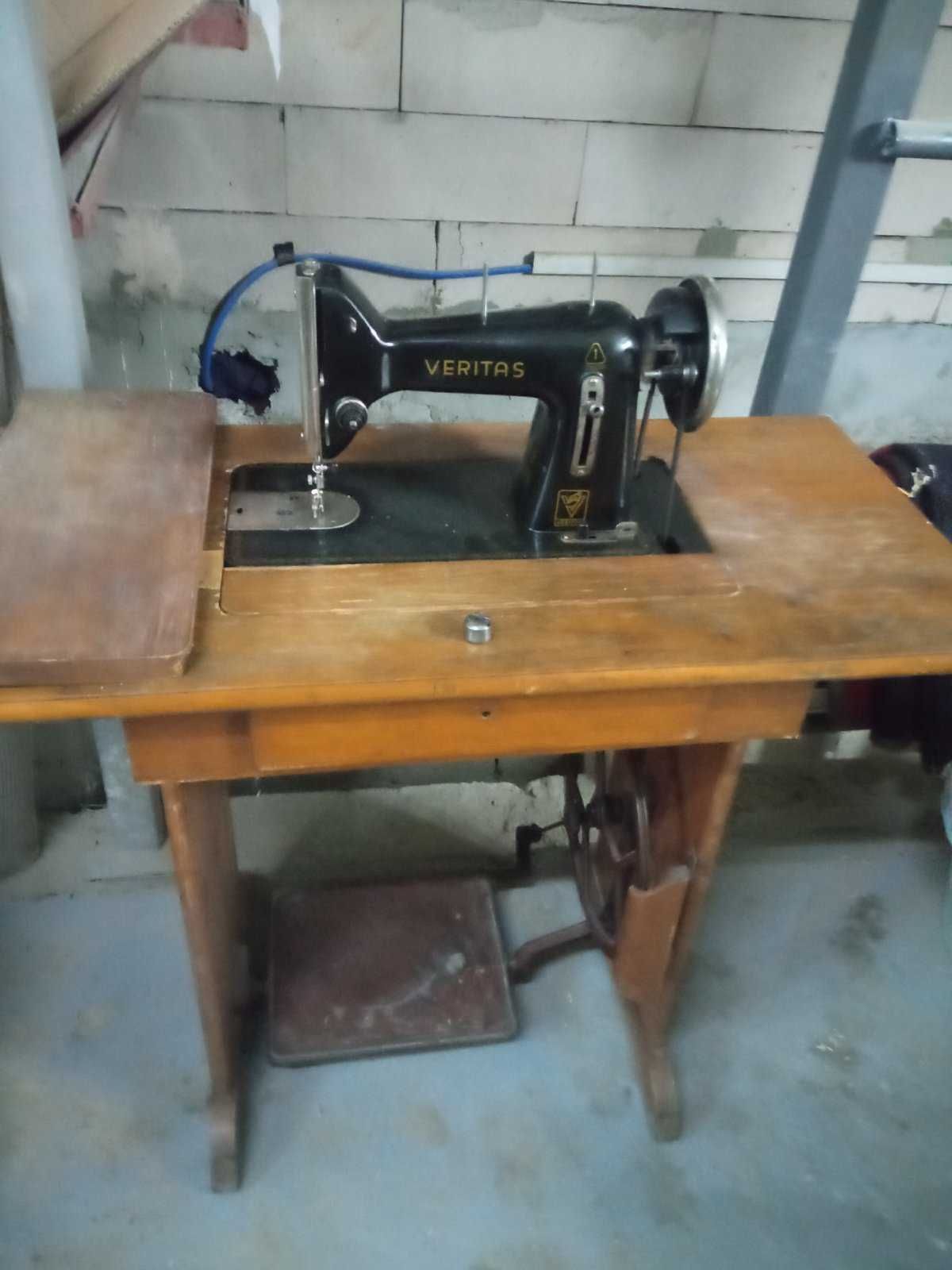 Продам швейну машинку VERITAS 32-2