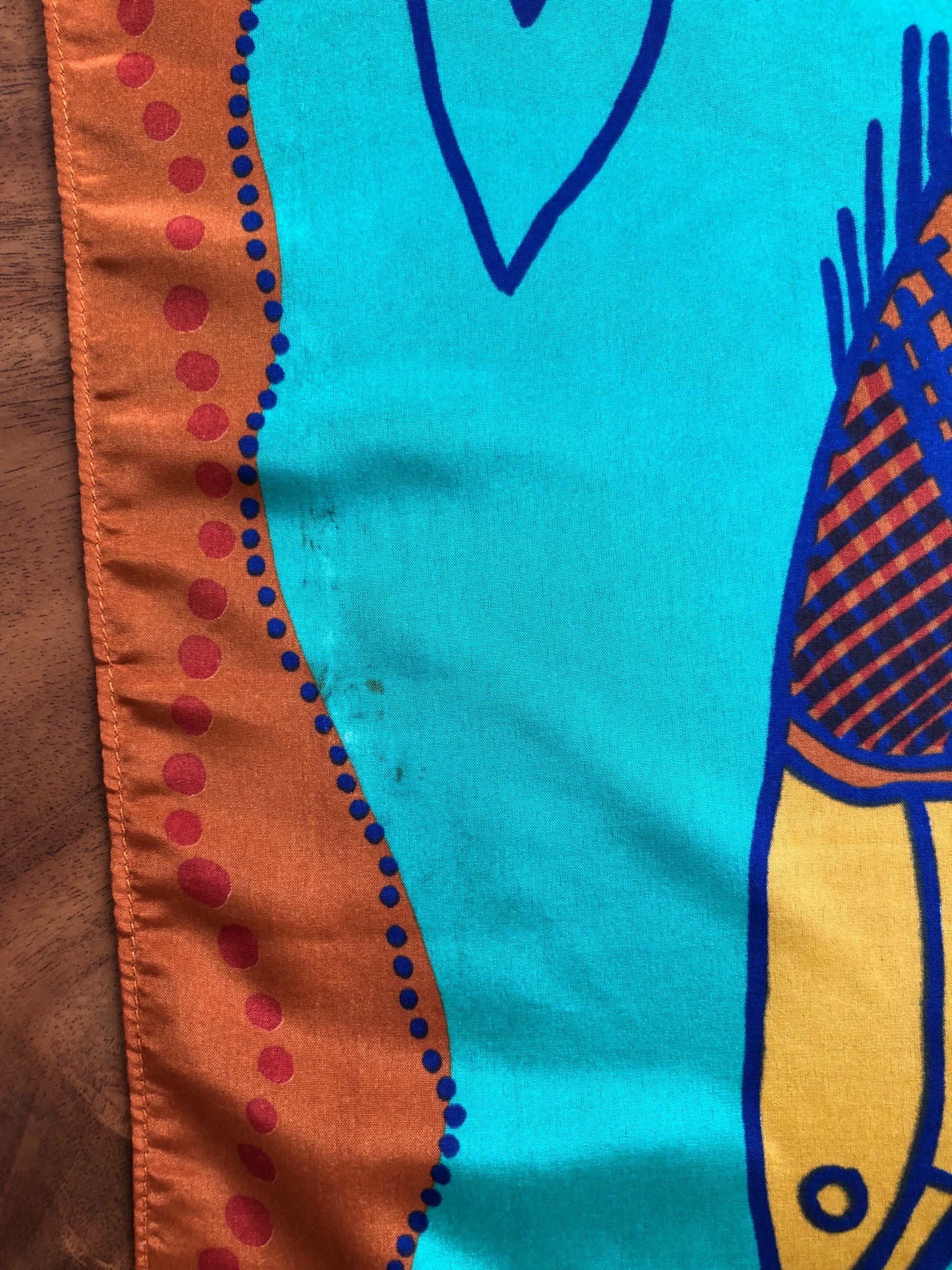 Яскрава жіноча хустка (платок) від австралійського бренду Yijan