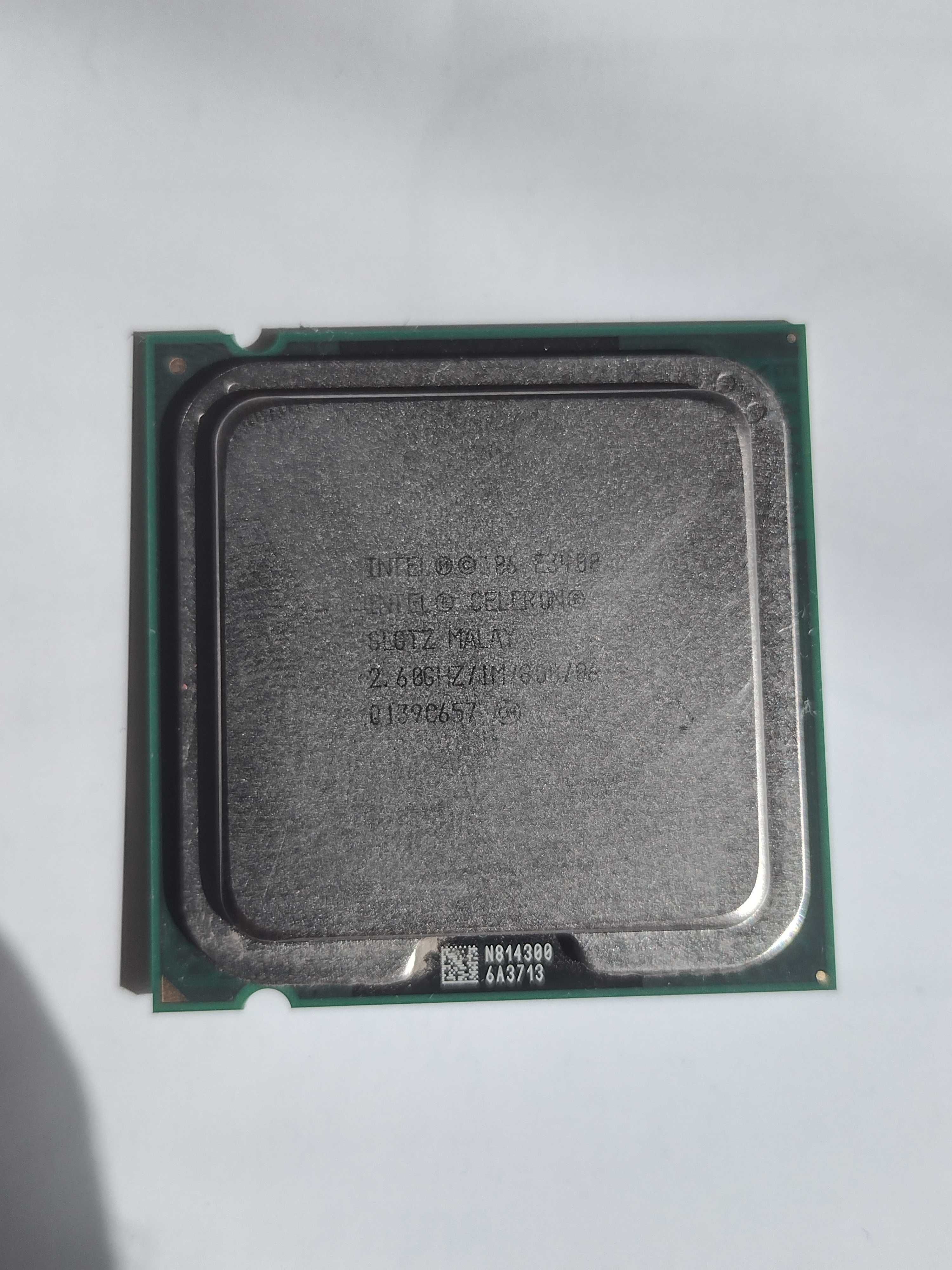 Процесор Intel Celeron E3400 , сокет  LGA775