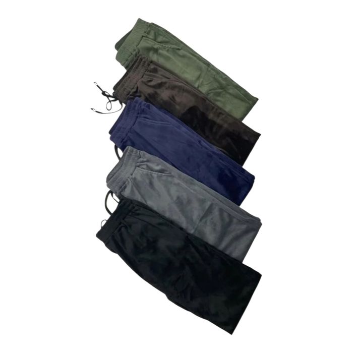 Dres damski welurowy czarny 6xl