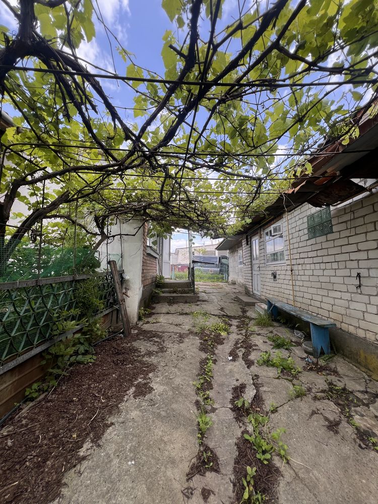 Продається будинок від власника в с.Колибань