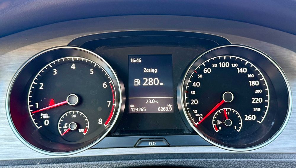Volkswagen VW Golf VII 7 Kombi 1.2 TSI super wyposażenie mały przebieg