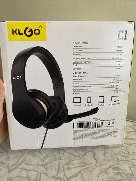 Навушники накладні з мікрофоном