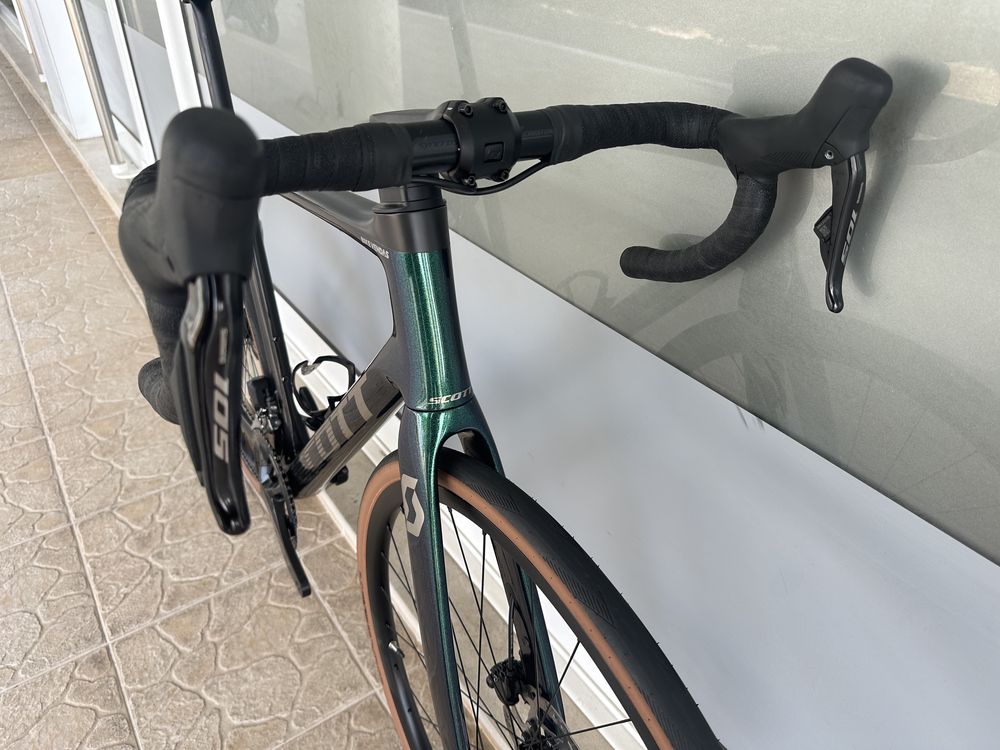Bicicleta Scott Addict - di2 - disco