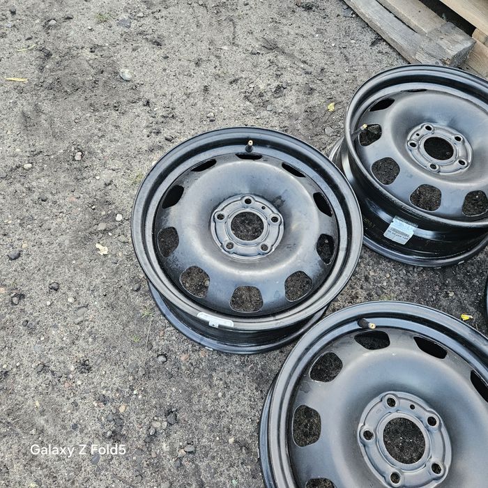 Felgi 16 Dacia Duster 5x114,3 ET50 Oryginalne