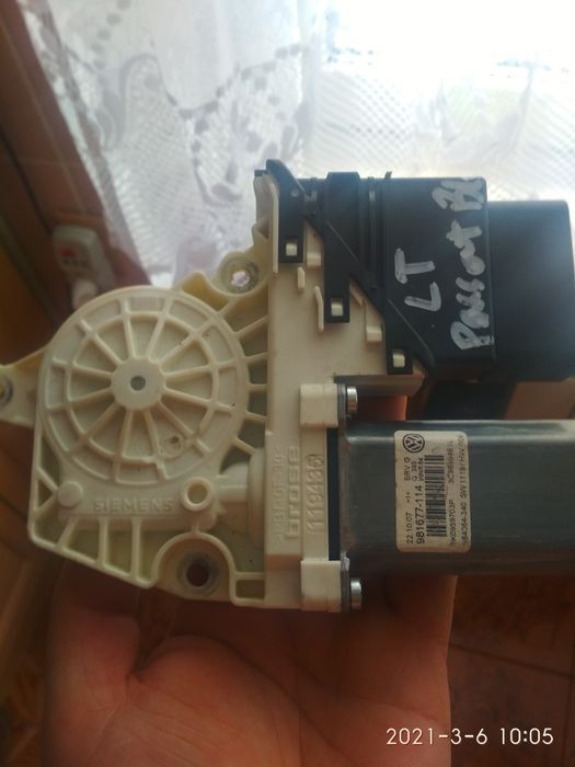 Склопідйомник Passat b6 ,Golf 5-6