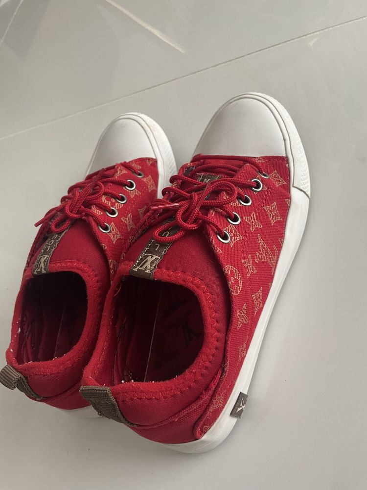 Trampki YSL czerwone